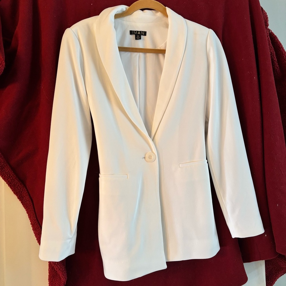 NWOT IMAN Global Chic Women's White Crepe Blazer Jacket